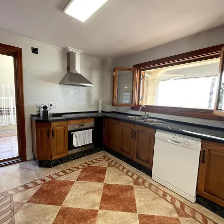 Casa En Primera Linea De Playa Tamarit *