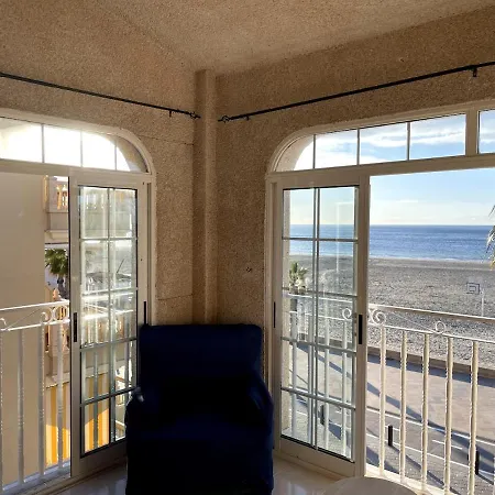Casa En Primera Linea De Playa Tamarit