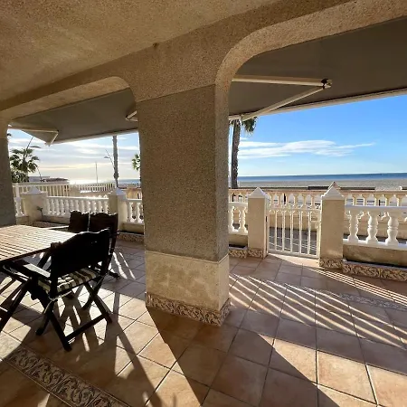 Casa En Primera Linea De Playa Tamarit *